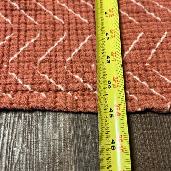 Itzy Ritzty Multitasking Breastfeeding Nursing Swaddling blanket‎ infant newborn - Picture 3 of 9